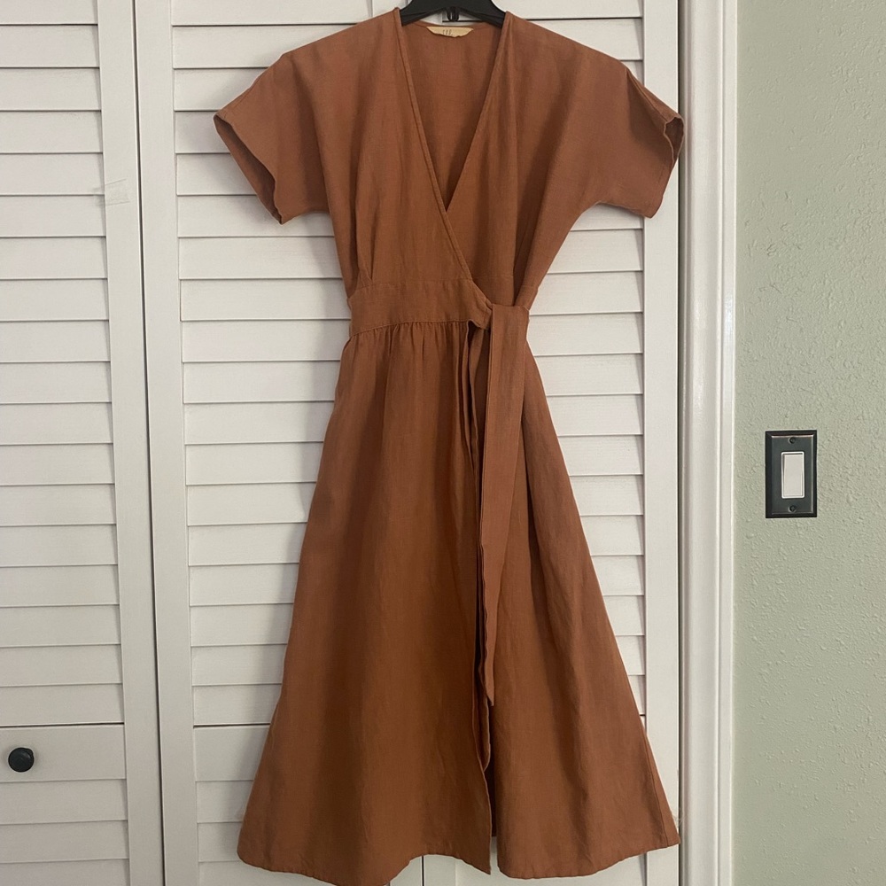 Sotela dress 100% linen.